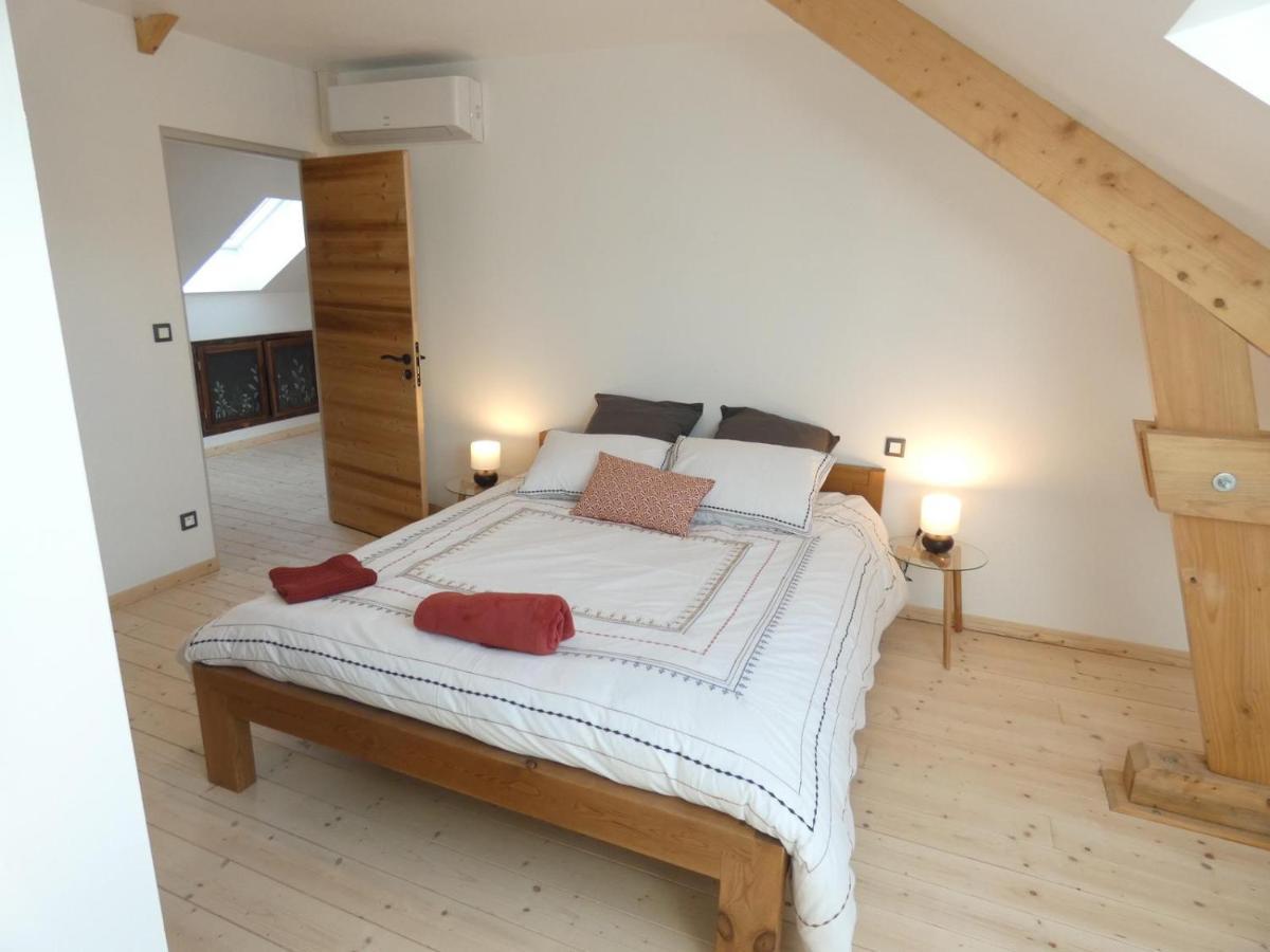 Le Nichoir Hotel Lion-en-Sullias Kültér fotó